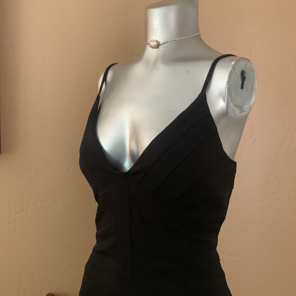 NWT MaxandCleo Black Bandage Dress.  Sz 10 - Picture 3 of 5